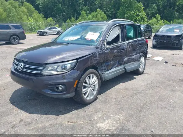 WVGAV7AX7GW567027 2016 VOLKSWAGEN TIGUAN - Image 2
