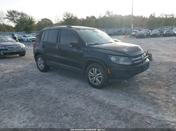 WVGAV7AX7GW577718 2016 VOLKSWAGEN TIGUAN - Image 1