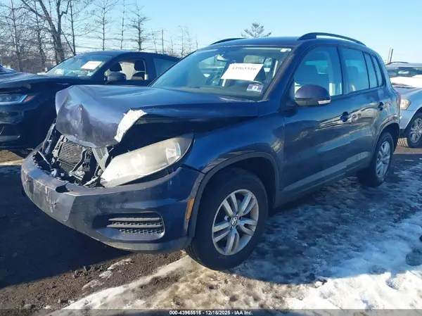 WVGAV7AX7GW591313 2016 VOLKSWAGEN TIGUAN - Image 2