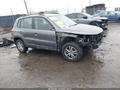 WVGAV7AX7GW611382 2016 VOLKSWAGEN TIGUAN