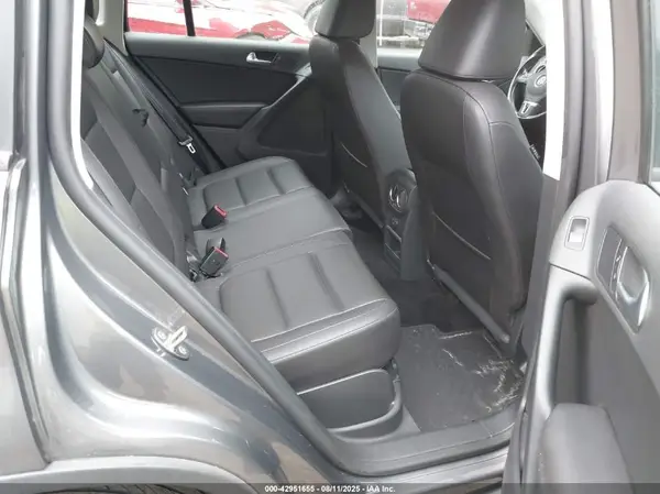 WVGAV7AX7GW612550 2016 VOLKSWAGEN TIGUAN - Image 8
