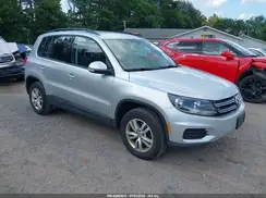 WVGAV7AX7HK002060 2017 VOLKSWAGEN TIGUAN