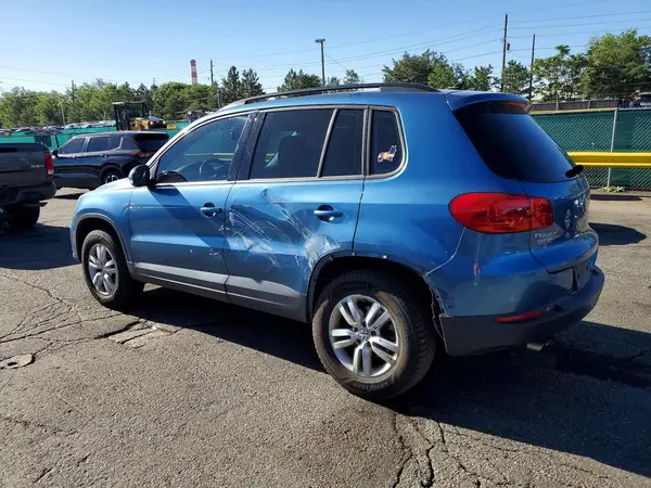 WVGAV7AX7HK004603 2017 VOLKSWAGEN TIGUAN - Image 2