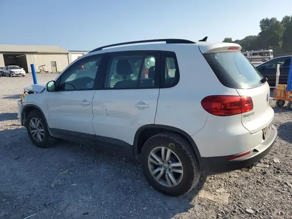 WVGAV7AX7HK005640 2017 VOLKSWAGEN TIGUAN - Image 2