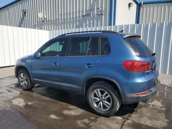WVGAV7AX7HK009929 2017 VOLKSWAGEN TIGUAN - Image 2