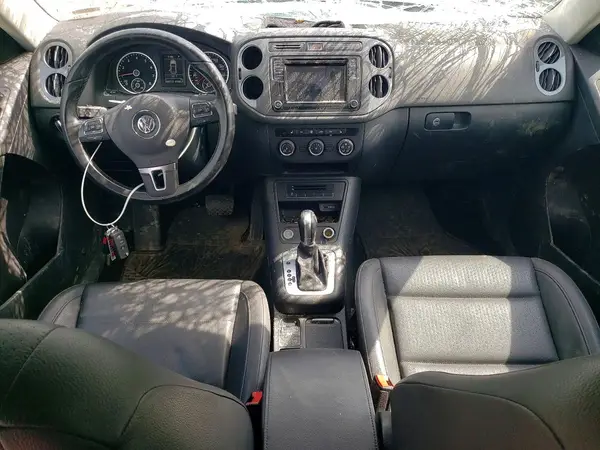 WVGAV7AX7HK014788 2017 VOLKSWAGEN TIGUAN - Image 8