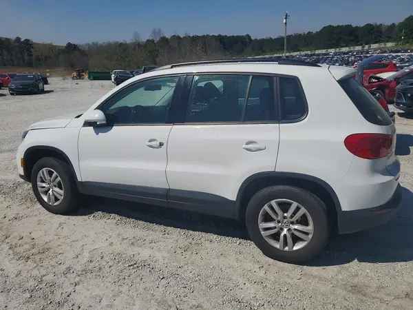 WVGAV7AX7HK017674 2017 VOLKSWAGEN TIGUAN - Image 2