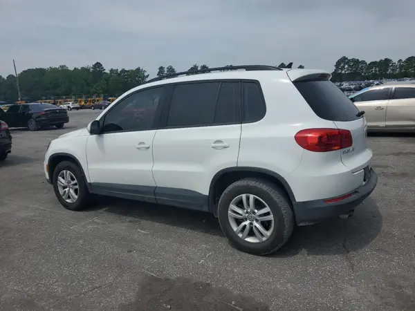WVGAV7AX7HK017676 2017 VOLKSWAGEN TIGUAN - Image 2