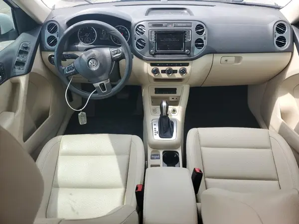 WVGAV7AX7HK017676 2017 VOLKSWAGEN TIGUAN - Image 8