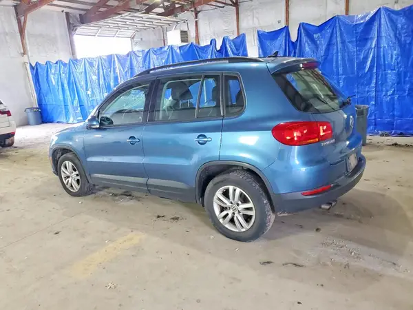 WVGAV7AX7HK020753 2017 VOLKSWAGEN TIGUAN - Image 2