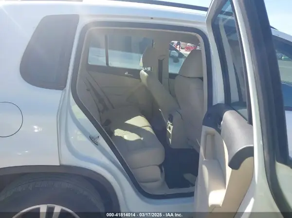 WVGAV7AX7HK026715 2017 VOLKSWAGEN TIGUAN - Image 8