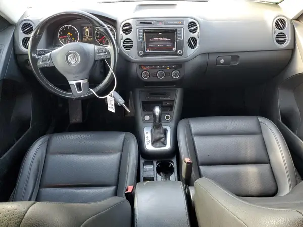 WVGAV7AX7HK028836 2017 VOLKSWAGEN TIGUAN - Image 8