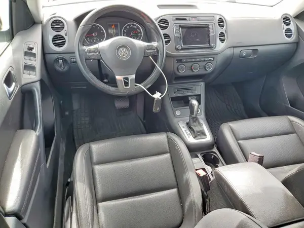 WVGAV7AX7HK031400 2017 VOLKSWAGEN TIGUAN - Image 8