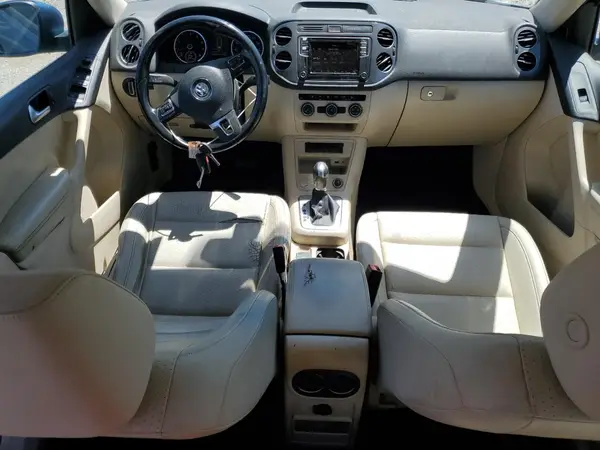 WVGAV7AX7HK036631 2017 VOLKSWAGEN TIGUAN - Image 8
