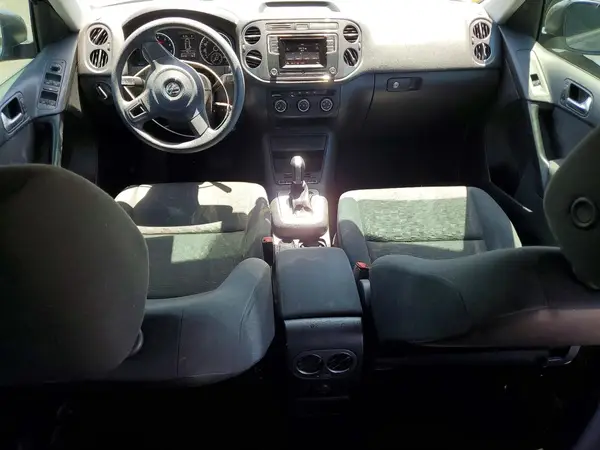WVGAV7AX7HK046141 2017 VOLKSWAGEN TIGUAN - Image 8