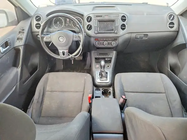 WVGAV7AX7HK046978 2017 VOLKSWAGEN TIGUAN - Image 8