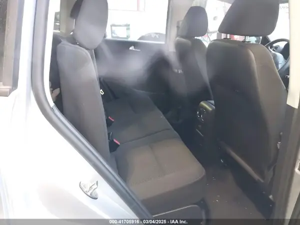 WVGAV7AX7HK046995 2017 VOLKSWAGEN TIGUAN - Image 8