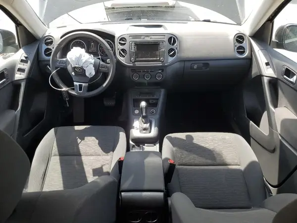 WVGAV7AX7HK050240 2017 VOLKSWAGEN TIGUAN - Image 8