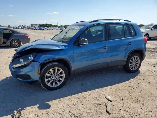 WVGAV7AX7JK003313 2018 VOLKSWAGEN TIGUAN - Image 1