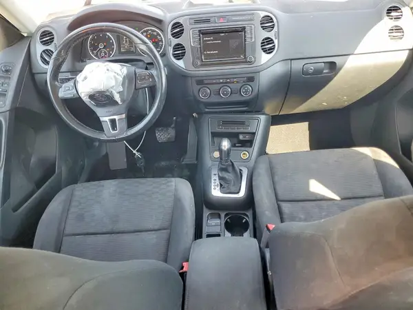 WVGAV7AX7JK003313 2018 VOLKSWAGEN TIGUAN - Image 8