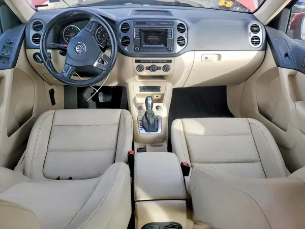 WVGAV7AX8GW024558 2016 VOLKSWAGEN TIGUAN - Image 8