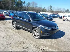WVGAV7AX8GW073811 2016 VOLKSWAGEN TIGUAN