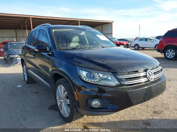 WVGAV7AX8GW506494 2016 VOLKSWAGEN TIGUAN - Image 1