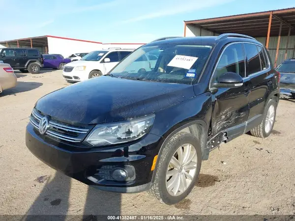 WVGAV7AX8GW506494 2016 VOLKSWAGEN TIGUAN - Image 2