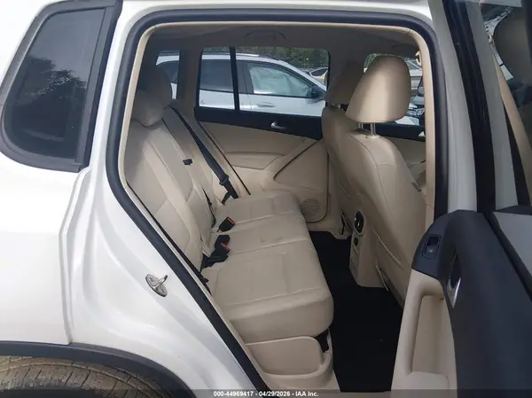 WVGAV7AX8GW514336 2016 VOLKSWAGEN TIGUAN - Image 8
