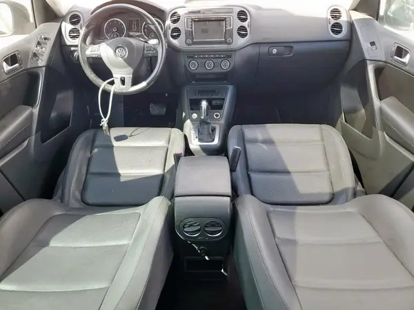 WVGAV7AX8GW515695 2016 VOLKSWAGEN TIGUAN - Image 8