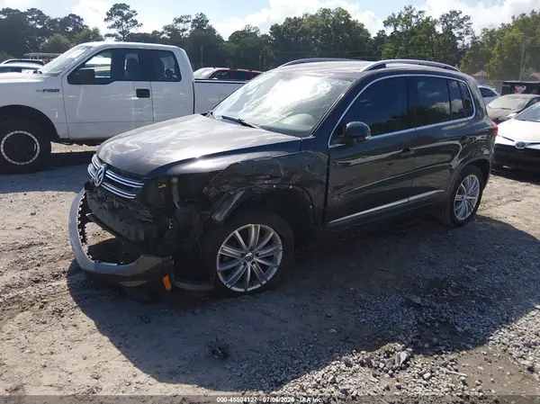 WVGAV7AX8GW517415 2016 VOLKSWAGEN TIGUAN - Image 2
