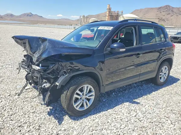 WVGAV7AX8GW519116 2016 VOLKSWAGEN TIGUAN - Image 1