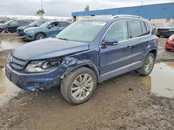WVGAV7AX8GW525952 2016 VOLKSWAGEN TIGUAN