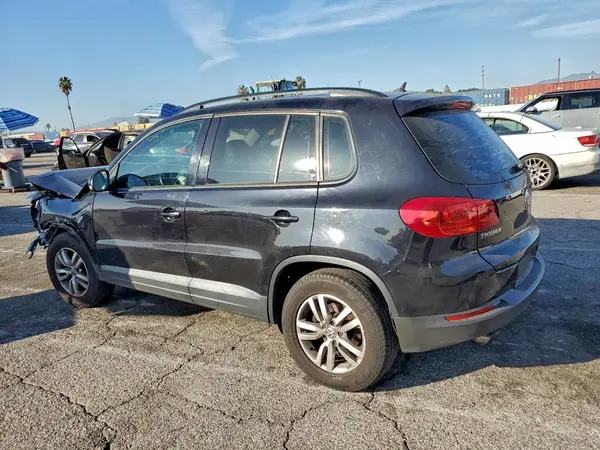 WVGAV7AX8GW526552 2016 VOLKSWAGEN TIGUAN - Image 2