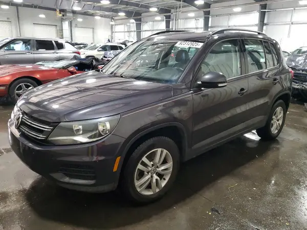 WVGAV7AX8GW536949 2016 VOLKSWAGEN TIGUAN - Image 1