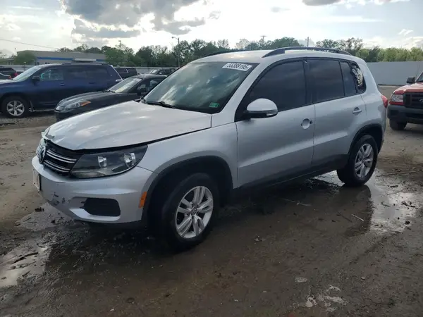 WVGAV7AX8GW556232 2016 VOLKSWAGEN TIGUAN - Image 1