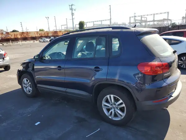 WVGAV7AX8GW556411 2016 VOLKSWAGEN TIGUAN - Image 2