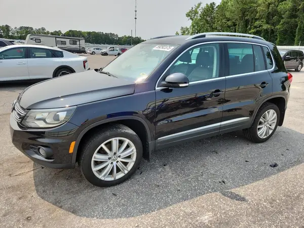 WVGAV7AX8GW561222 2016 VOLKSWAGEN TIGUAN - Image 1