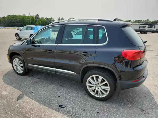 WVGAV7AX8GW561222 2016 VOLKSWAGEN TIGUAN - Image 2