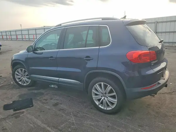 WVGAV7AX8GW561589 2016 VOLKSWAGEN TIGUAN - Image 2