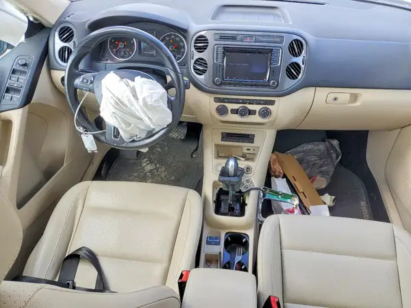 WVGAV7AX8GW562113 2016 VOLKSWAGEN TIGUAN - Image 8