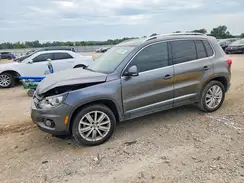 WVGAV7AX8GW575993 2016 VOLKSWAGEN TIGUAN