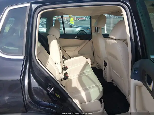 WVGAV7AX8GW577081 2016 VOLKSWAGEN TIGUAN - Image 8