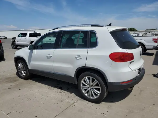WVGAV7AX8GW581339 2016 VOLKSWAGEN TIGUAN - Image 2