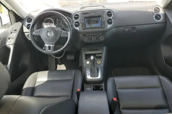 WVGAV7AX8GW581339 2016 VOLKSWAGEN TIGUAN - Image 8