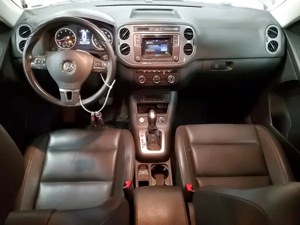 WVGAV7AX8GW585679 2016 VOLKSWAGEN TIGUAN - Image 8