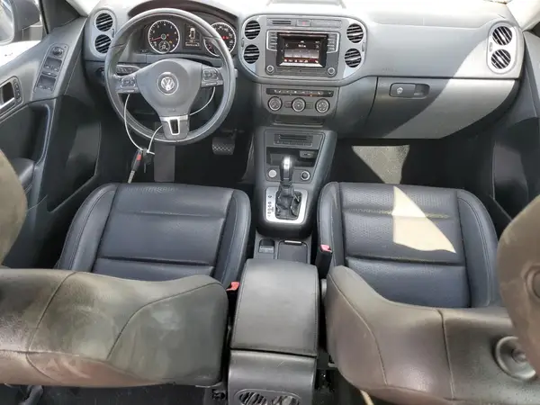 WVGAV7AX8GW585763 2016 VOLKSWAGEN TIGUAN - Image 8