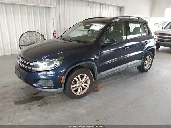 WVGAV7AX8GW588193 2016 VOLKSWAGEN TIGUAN - Image 2