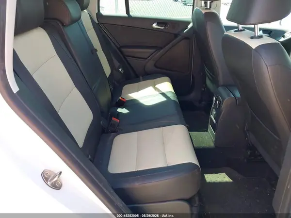 WVGAV7AX8GW594124 2016 VOLKSWAGEN TIGUAN - Image 8