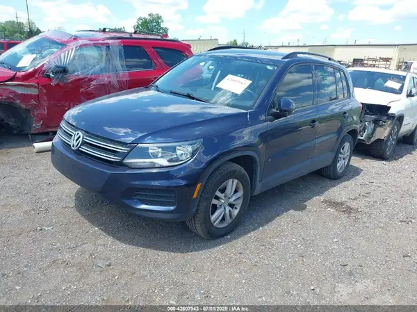 WVGAV7AX8GW595502 2016 VOLKSWAGEN TIGUAN - Image 2